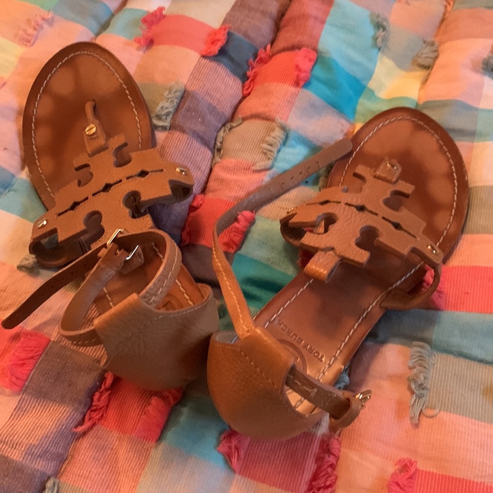 TORY BURCH T SANDALS TAN SZ 9 - Picture 2 of 9